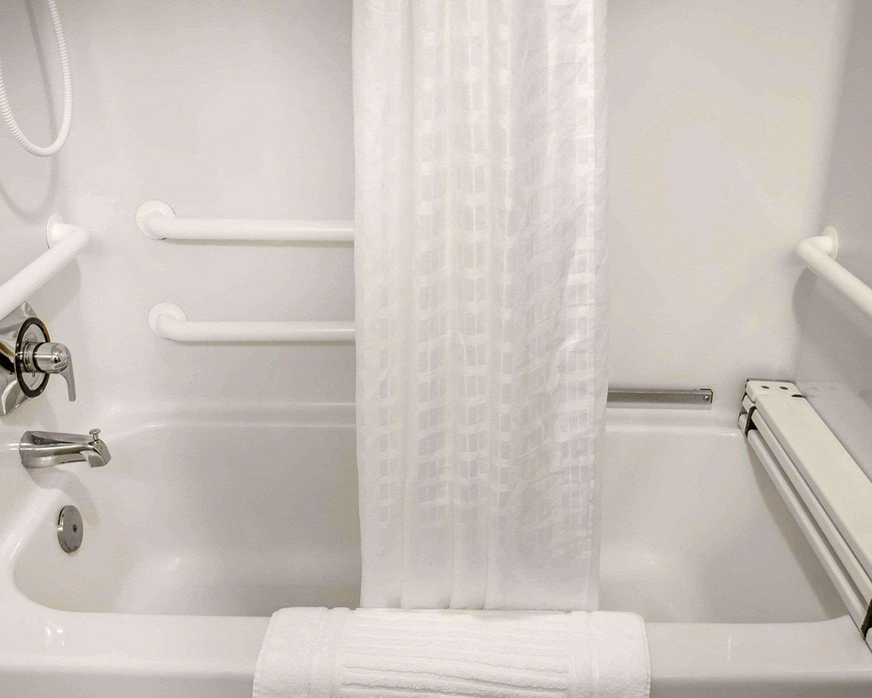 Inn Comfort - Harrisburg South