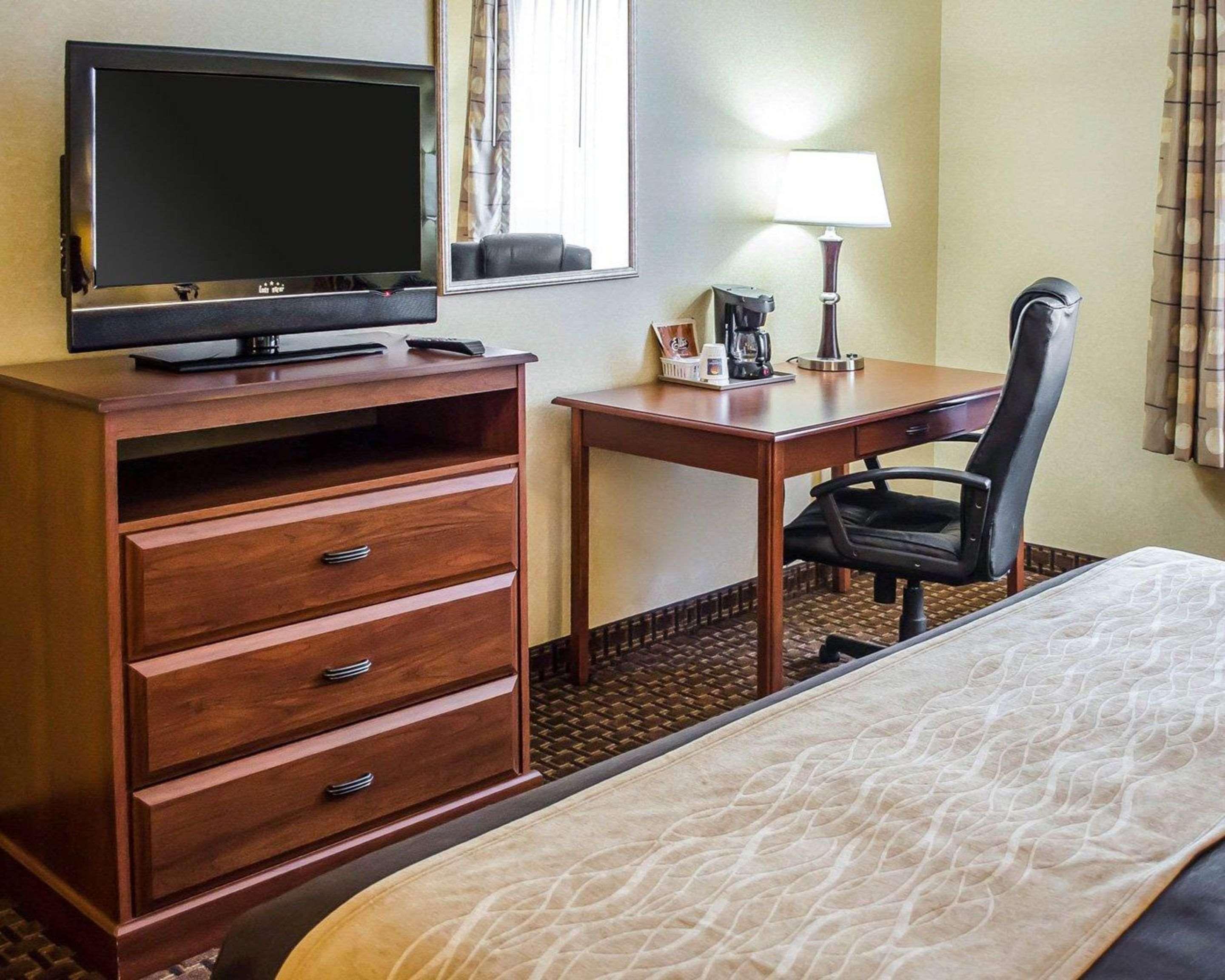 Inn Comfort - Harrisburg South