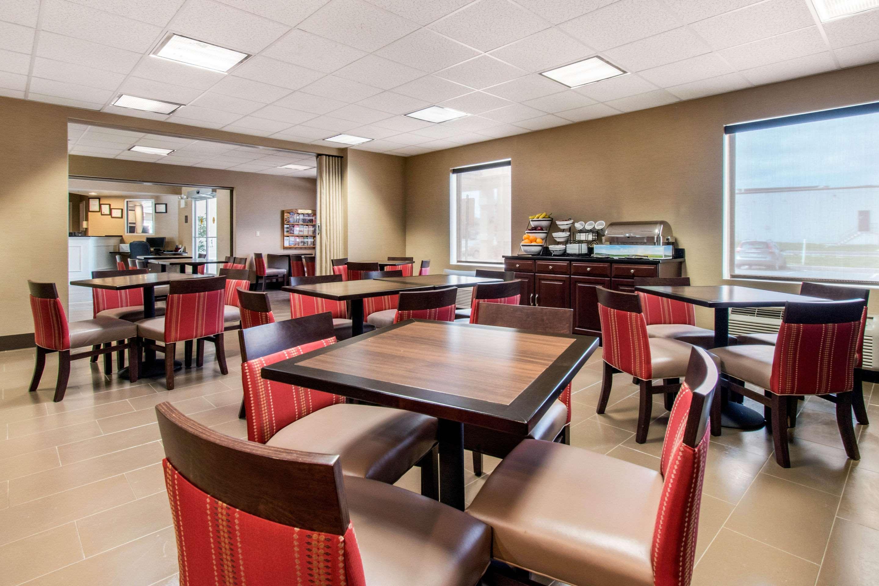 Inn Comfort - Harrisburg South